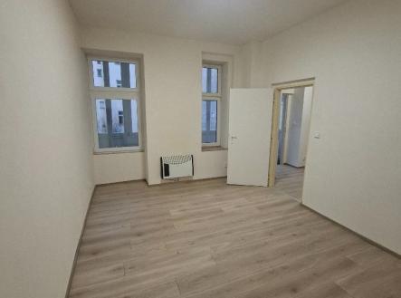. | Pronájem bytu, 2+1, 50 m²