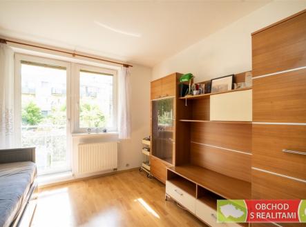 . | Prodej bytu, 1+kk, 33 m²