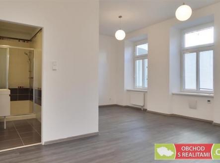 . | Pronájem bytu, 1+kk, 37 m²
