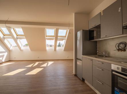 . | Pronájem - kanceláře, 63 m²