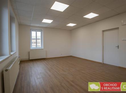 . | Pronájem - kanceláře, 24 m²
