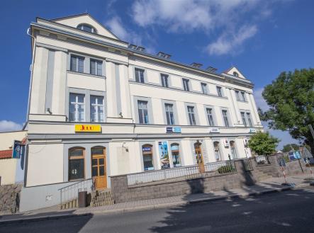 . | Pronájem bytu, garsoniéra, 63 m²
