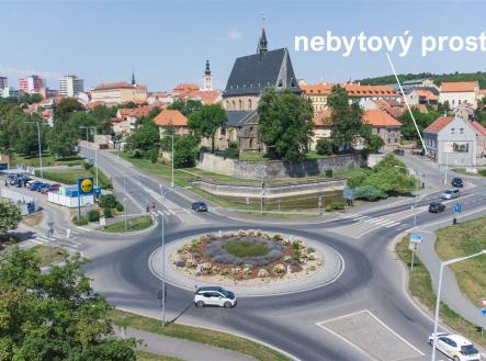 . | Prodej - obchodní prostor, 74 m²