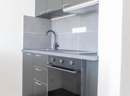 . | Pronájem bytu, 1+kk, 29 m²
