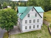 Prodej - dům/vila, 560 m²