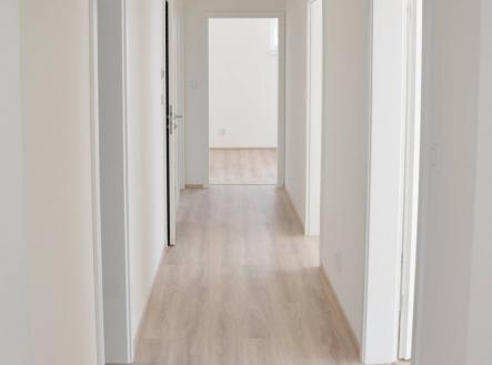 Bez popisku | Prodej - dům/vila, 106 m²