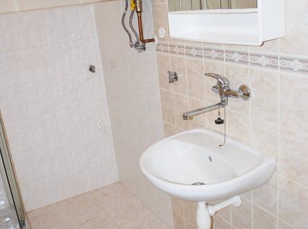 Bez popisku | Pronájem bytu, 1+kk, 28 m²