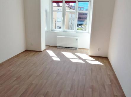 Bez popisku | Pronájem bytu, 1+kk, 30 m²
