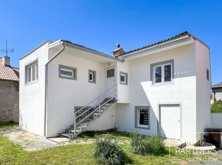 Prodej - dům/vila, 213 m² obrázek