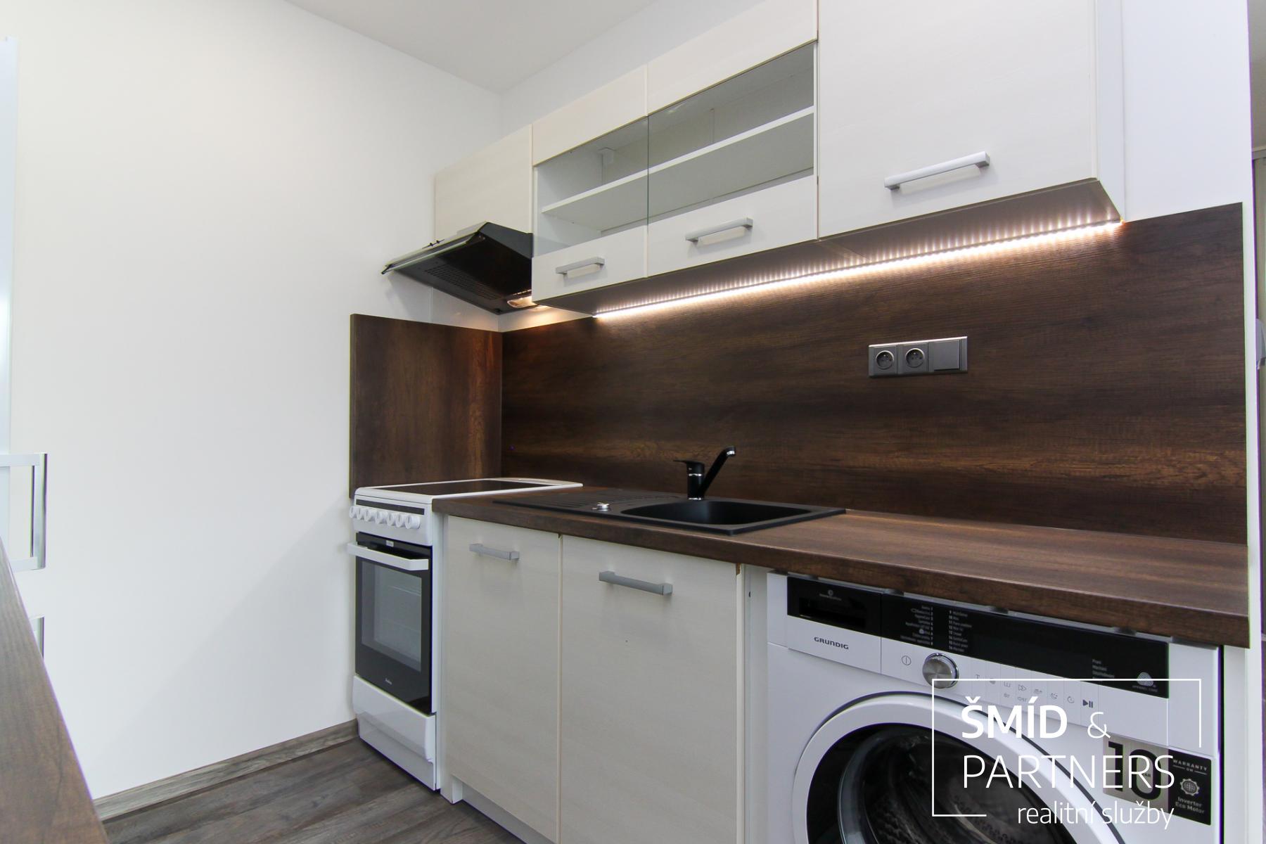 2021-10-18 12.15.59.jpg