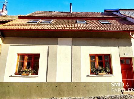 z ulice.jpg | Prodej - dům/vila, 187 m²