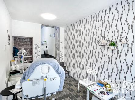 IMG_3287.jpg | Prodej - obchodní prostor, 540 m²