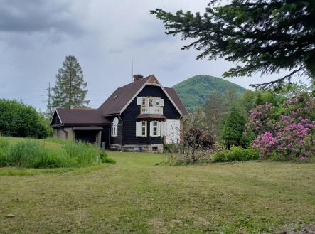 Dům | Prodej - dům/vila, 330 m²