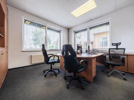 DSCF5770-HDR.jpg | Pronájem - kanceláře, 69 m²