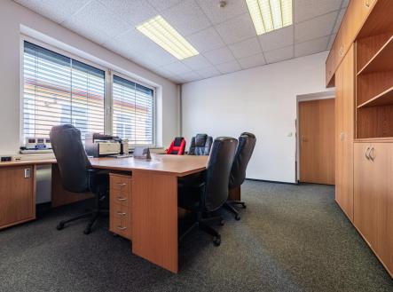DSCF5773-HDR.jpg | Pronájem - kanceláře, 69 m²