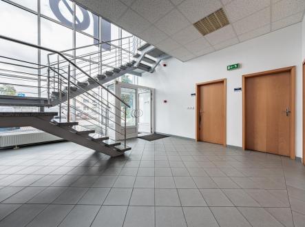 DSCF5788-HDR.jpg | Pronájem - kanceláře, 20 m²