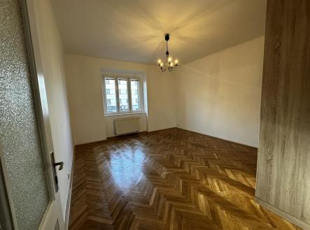 Pronájem bytu, 2+1, 60 m² obrázek