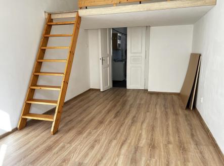 IMG_8146.jpeg | Pronájem bytu, 2+kk, 40 m²