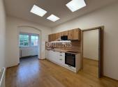 Pronájem bytu, 2+1, 79 m²