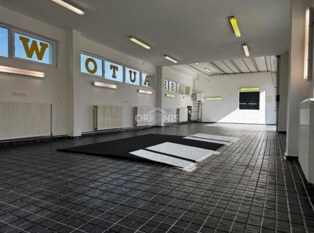 IMG_5400.jpeg | Pronájem - komerční objekt, průmyslový areál, 297 m²