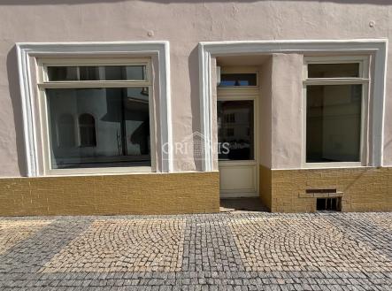 IMG_5008.jpeg | Pronájem - obchodní prostor, 61 m²
