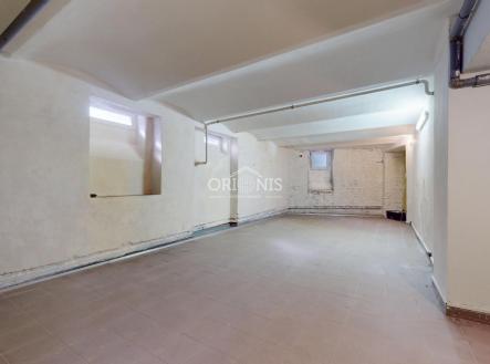 Karlovy-Vary-05262026_223552.jpeg | Prodej - obchodní prostor, 71 m²