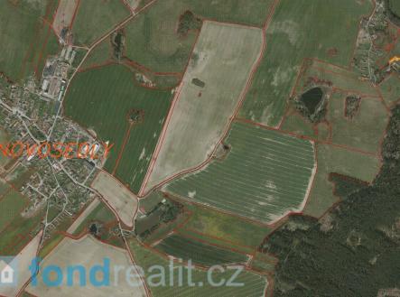 . | Prodej - pozemek, ostatní, 425 m²