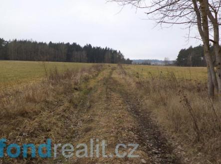 . | Prodej - pozemek, zemědělská půda, 3 739 m²