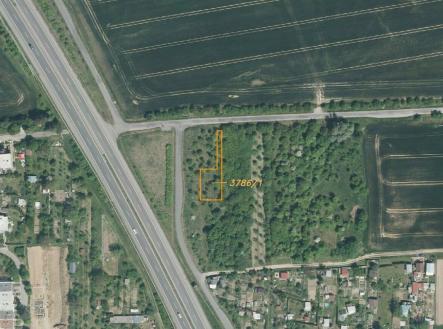 Prodej - pozemek, zahrada, 637 m²