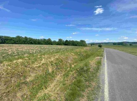 Prodej - pozemek, ostatní, 1 696 m²