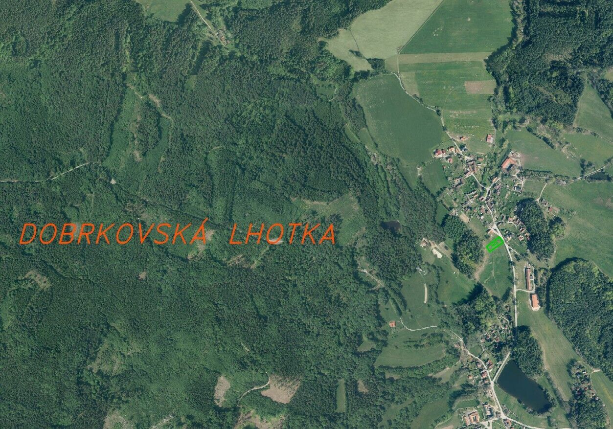 Prodej pozemku Dobrkovská Lhotka