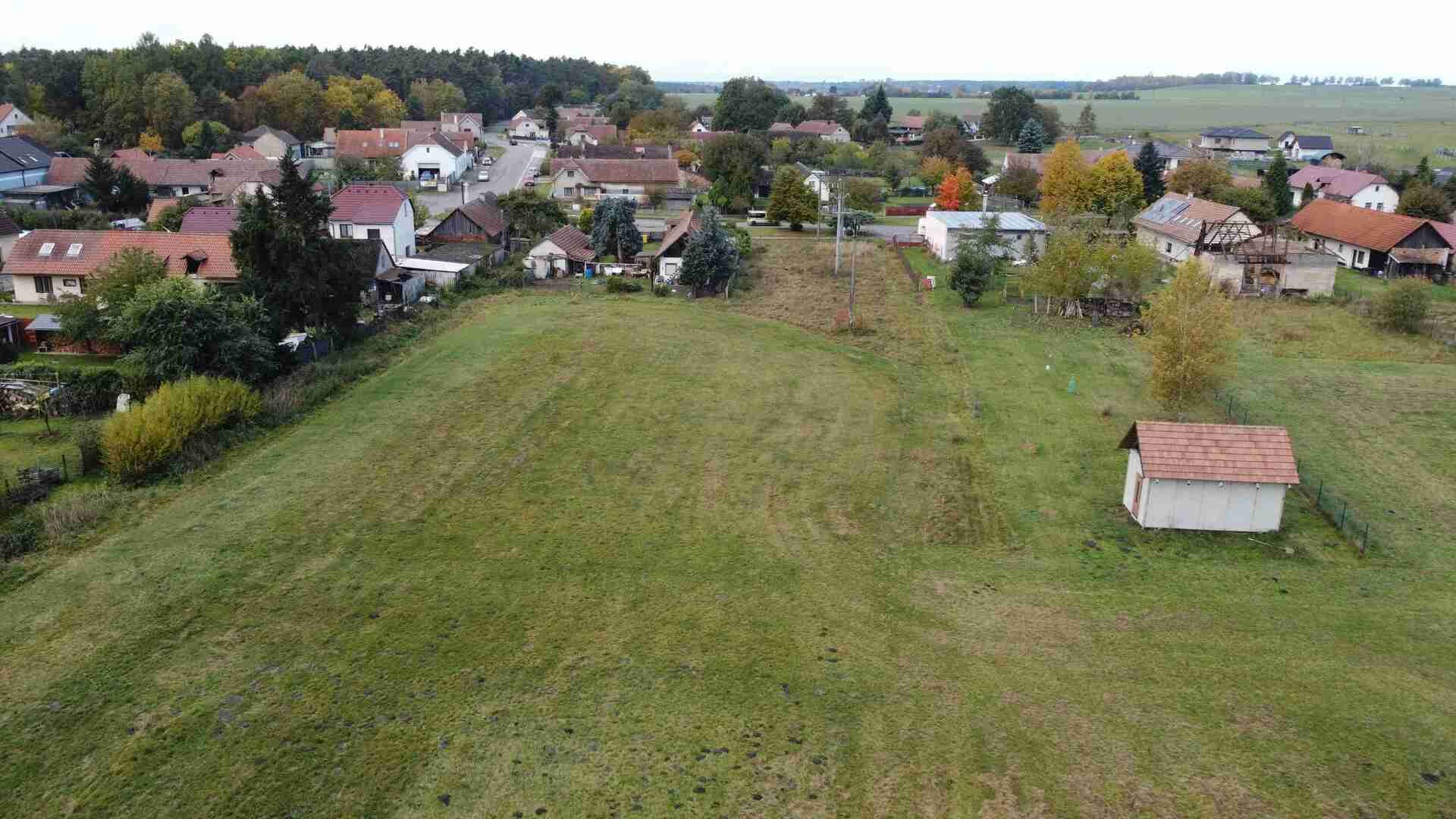 Dražba pozemků Tetov