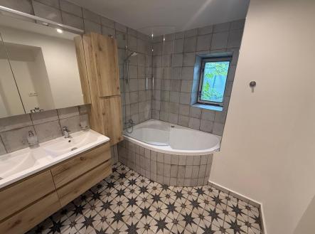 Pronájem bytu, 2+kk, 50 m²