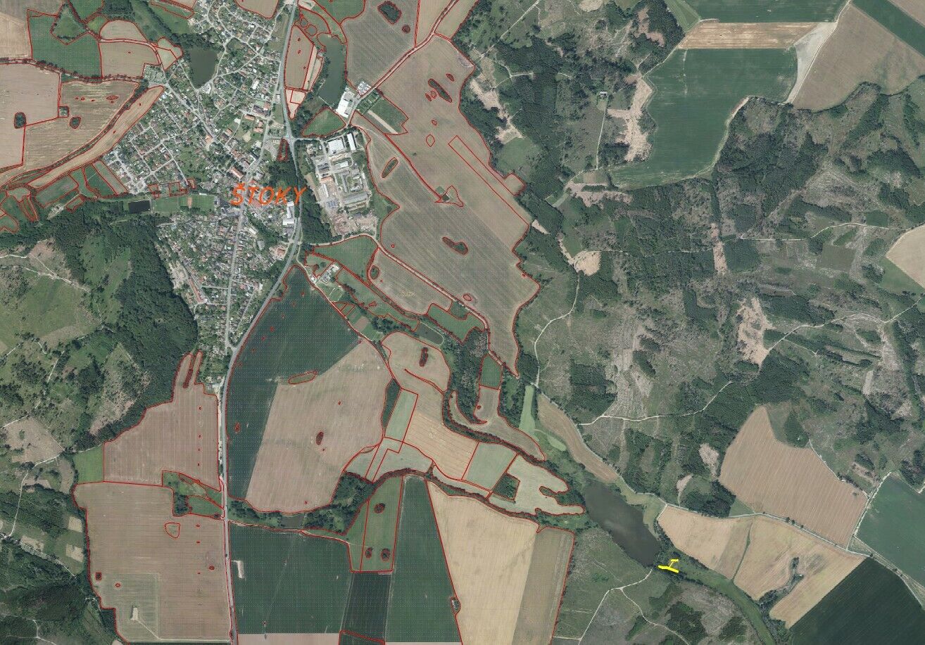 PRODEJ pozemku Štoky