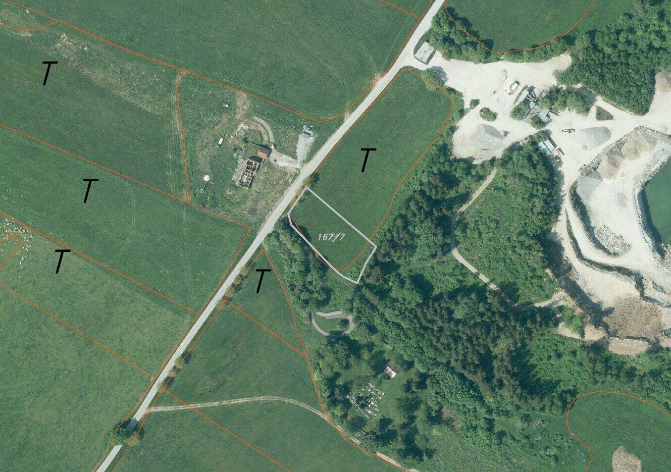 DRAŽBA pozemku Černá v Pošumaví