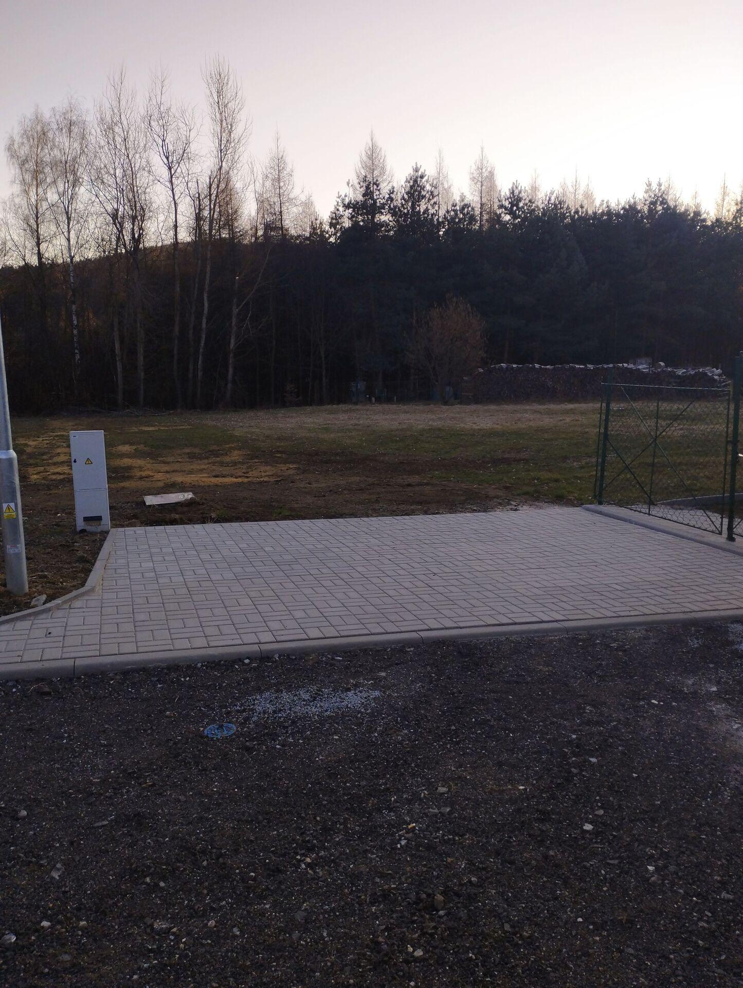 Prodej pozemku Dobrkovská Lhotka