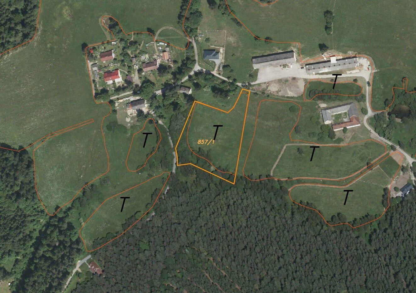 Prodej pozemku Hrudkov