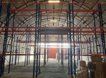 Pronájem - skladovací prostor