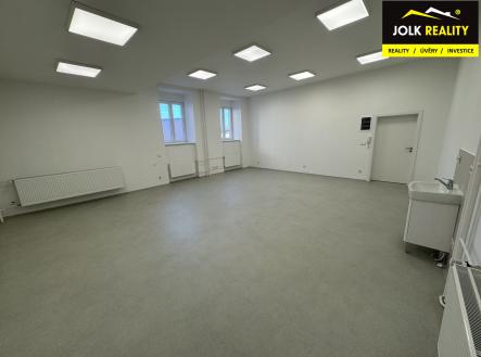 NIKOLA SUKENIKOVA JOLKREALITY PRONAJEM KOMERCNIHO PROSTORU OPAVA CENTRUM PO REKONSTRUKCI | Pronájem - kanceláře, 53 m²