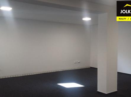 Prodej - obchodní prostor, 130 m²
