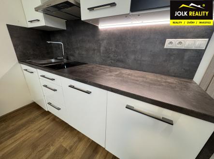 Pronájem bytu, 1+kk, 30 m² obrázek