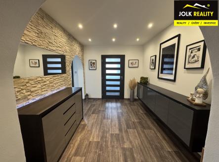 NIKOLA SUKENIKOVA JOLK REALITY PORODEJ BYTU OPAVA KYLEŠOVICE 4+1 PO REKONSTRUKCI | Prodej bytu, 4+1, 90 m²