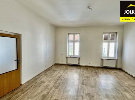 NIKOLA SUKENIKOVA PRONÁJEM BYT 3+1 OPAVA CENTRUM | Pronájem bytu, 3+1, 120 m²