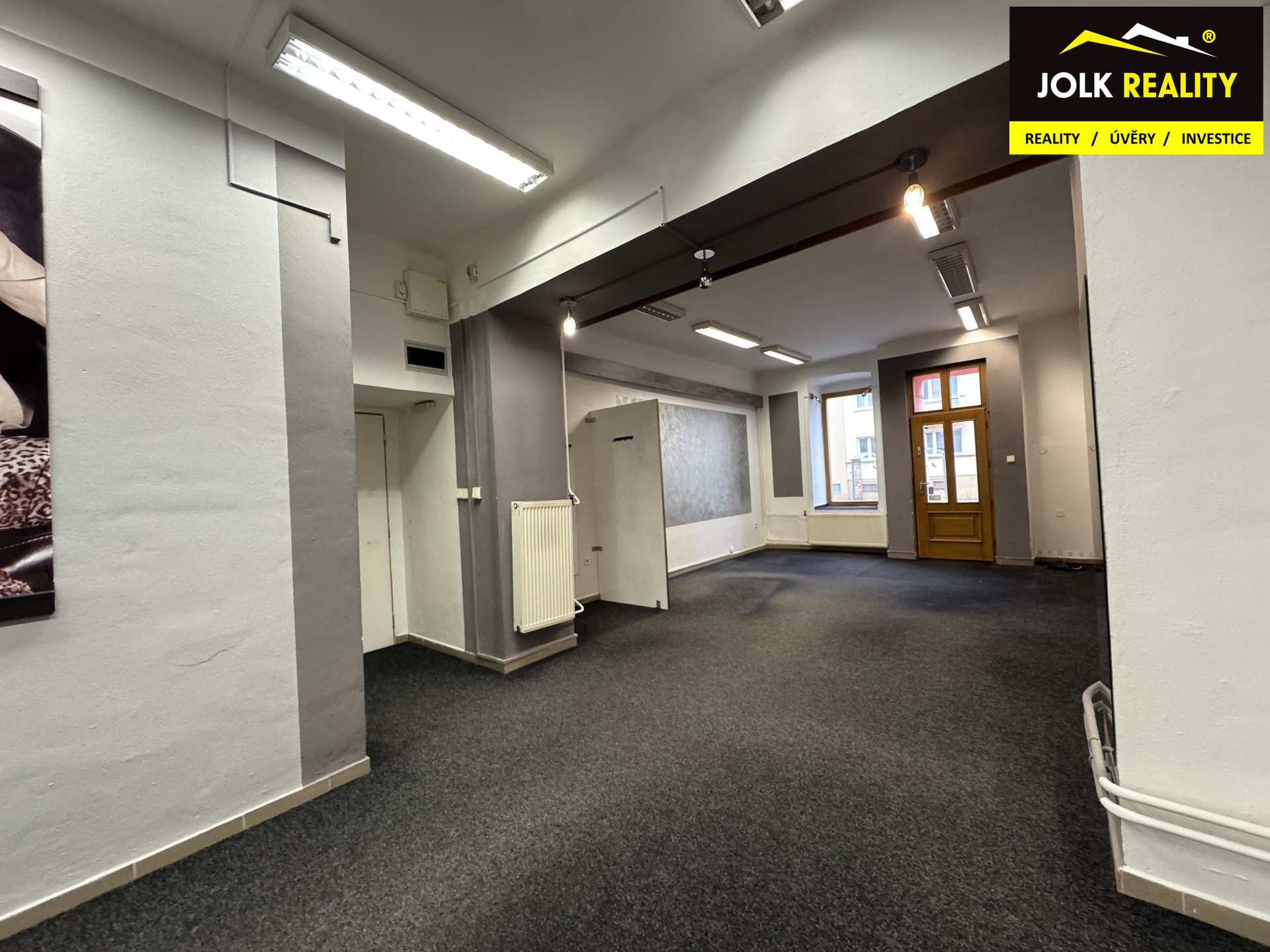 NIKOLA SUKENIKOVA PRONAJEM KOMERCNIHO PROSTORU REKONSTRUKCE OPAVA CENTRUM JOLK REALITY