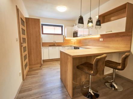 Prodej - dům/vila, 280 m²