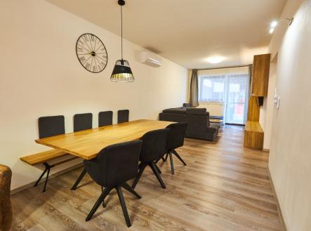 Prodej - dům/vila, 280 m²