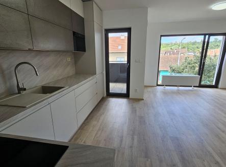 Pronájem bytu, 3+kk, 85 m²