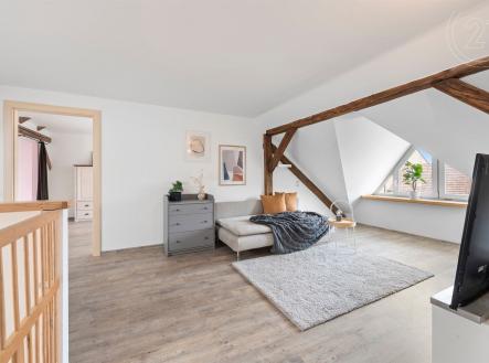 . | Prodej - dům/vila, 297 m²