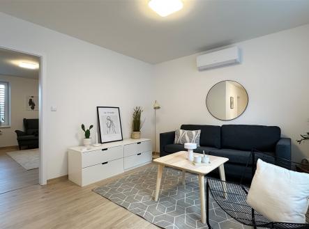 . | Prodej - dům/vila, 298 m²