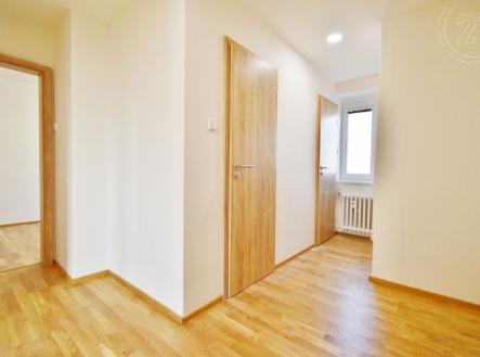 . | Pronájem bytu, 3+kk, 65 m²